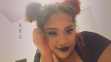 Nikki Nox exklusive sexy galerien