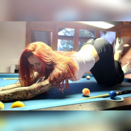 NieKohle nackt hübsche foto