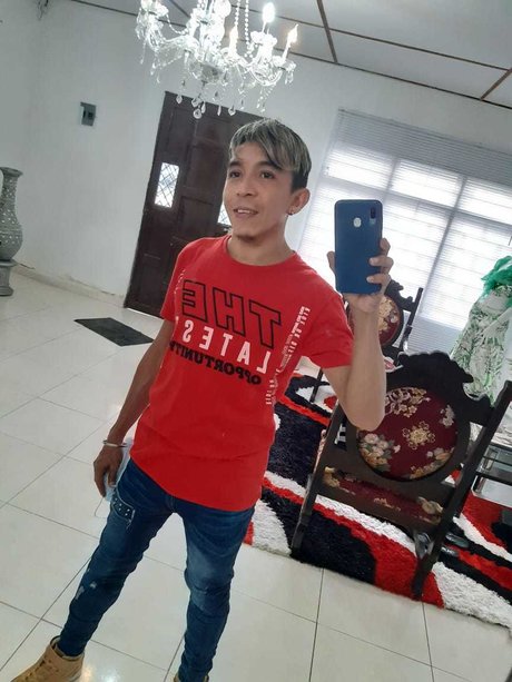 Danielmorboso erwachsene akt foto