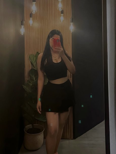 Niza Salvador schöne heiße fotos