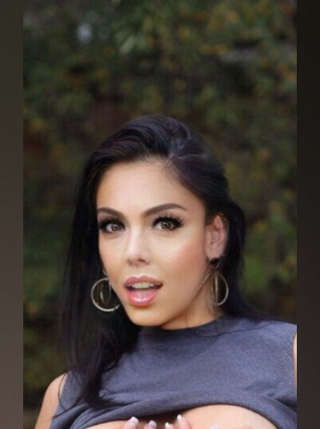 Nitu Sharma_ kostenlose porno galerien