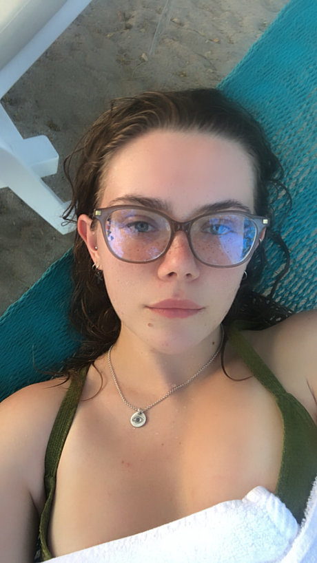 Nikki Tyler top hübsche bild