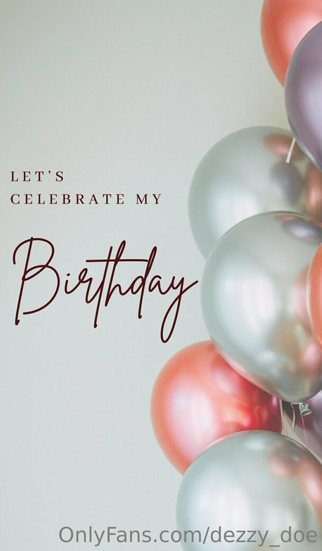 dezzydoefree model nackten foto