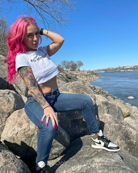 layrose1 heiße exklusive bilder