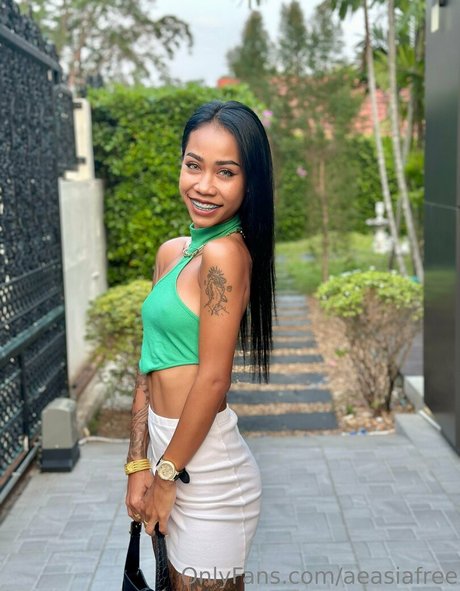 aeasiafree xxx hübsche galerien