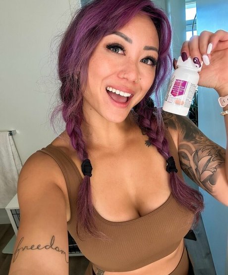 Cynthia Leu erwachsene heiße archiv