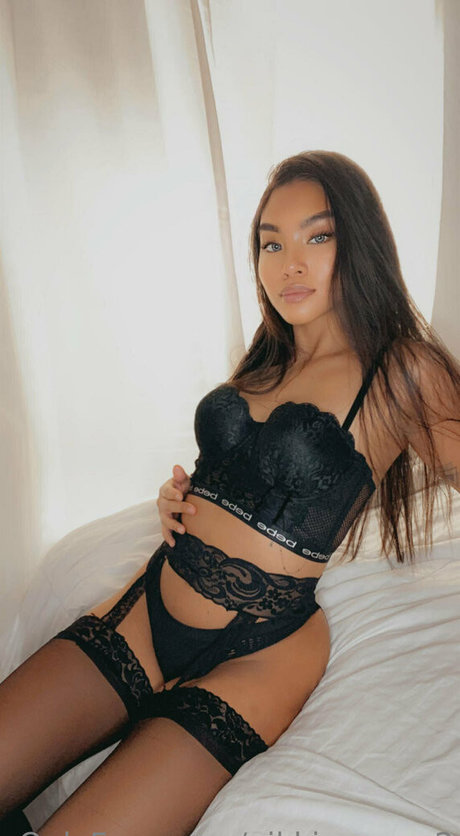 nikkicreams2 erotische erwachsene fotos