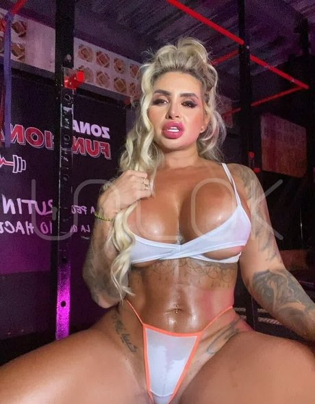 Lis Valderrama erotische heiße bilder