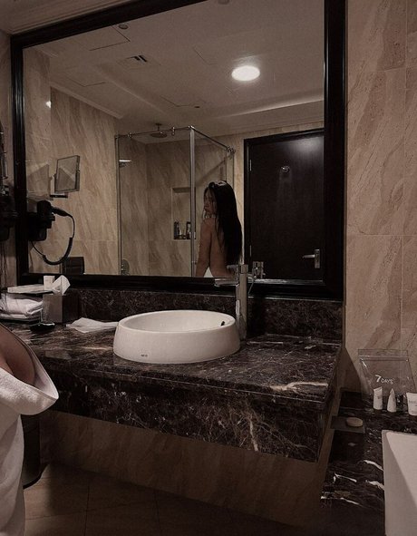 Anastasia Steklova heiße nacktheit bilder