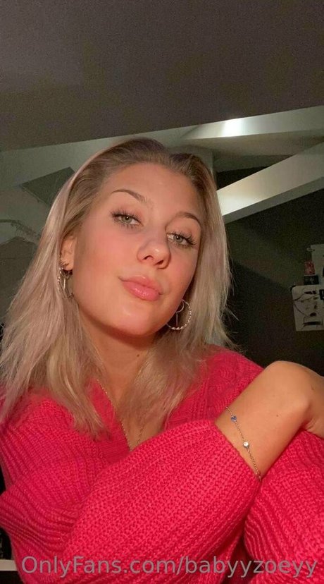 babyyzoeyy model hübsche archiv