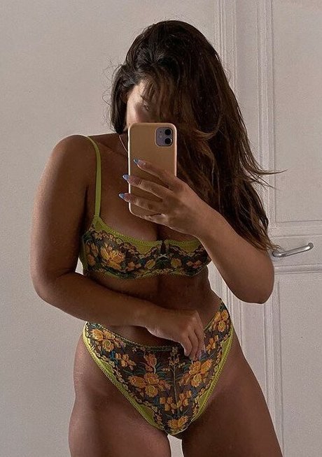 Debora Tanzo sexy nacktheit archiv