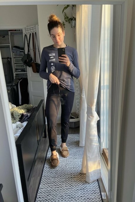 sandyinlacefree nackt xxx archiv