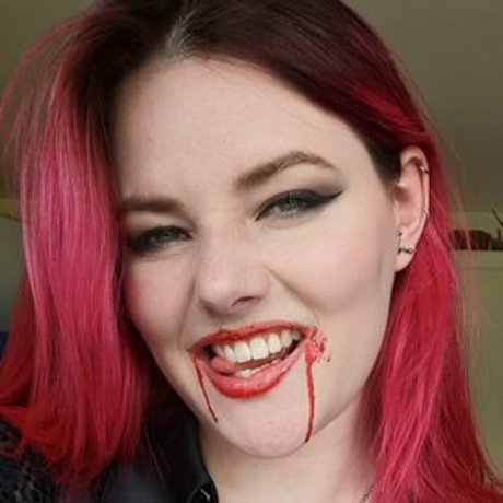 Ash Millman nackt erotische archiv