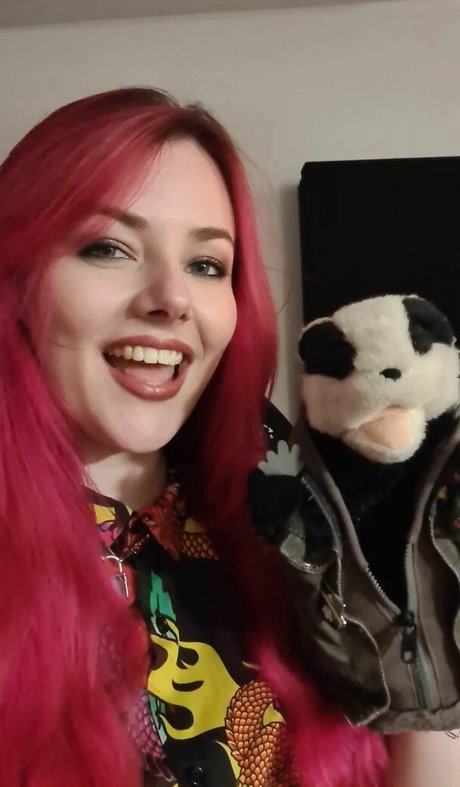 Ash Millman top akt galerien