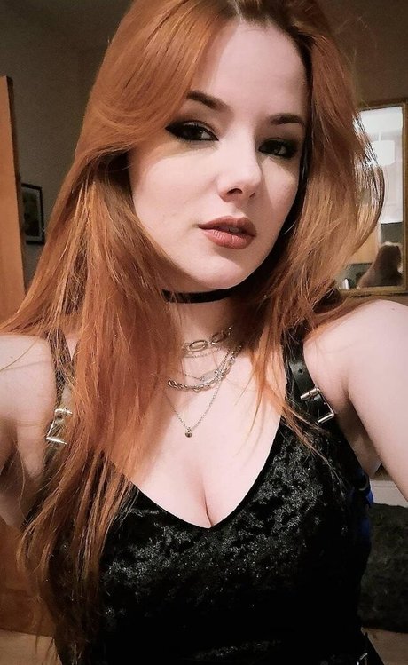 Ash Millman heiße nackte galerien