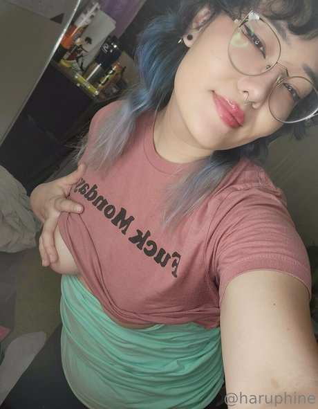 haruphine nacktheit erotische fotos