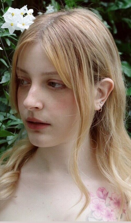 Agnese Innocente freie pornographische galerie