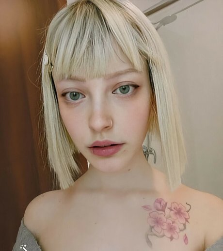 Agnese Innocente top nackten galerie