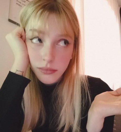 Agnese Innocente xxx pornographische bild