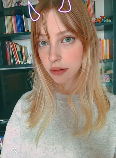 Agnese Innocente xxx pornografische galerie