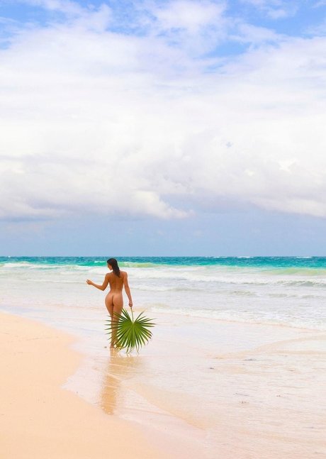 blonde natürliche onlyfans heiße top galerie