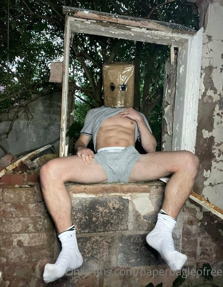 paperbagfree schauspielerin nacktheit bild