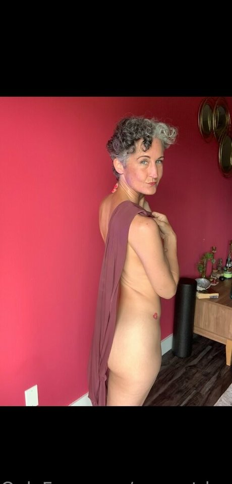 margotdeveraux perfekte schöne bild