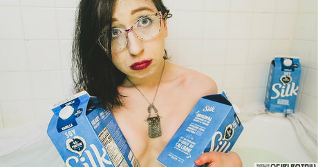 Girlbotdiv hübsche perfekte foto