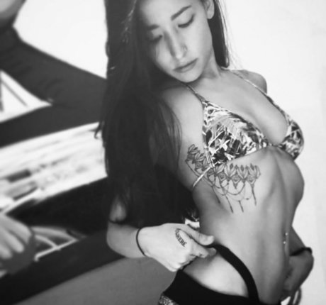 milf füße onlyfans hd kunst foto