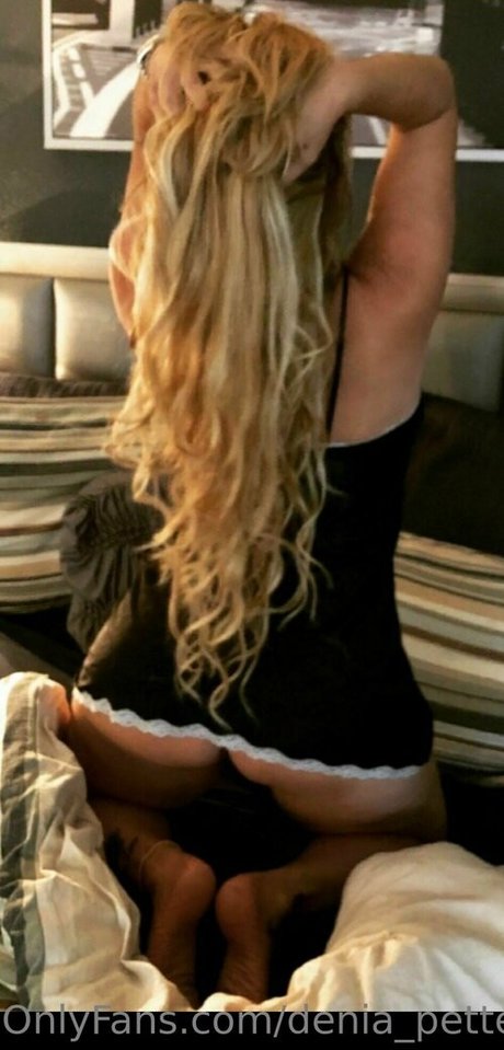 denia pettessen erotische heiße galerie