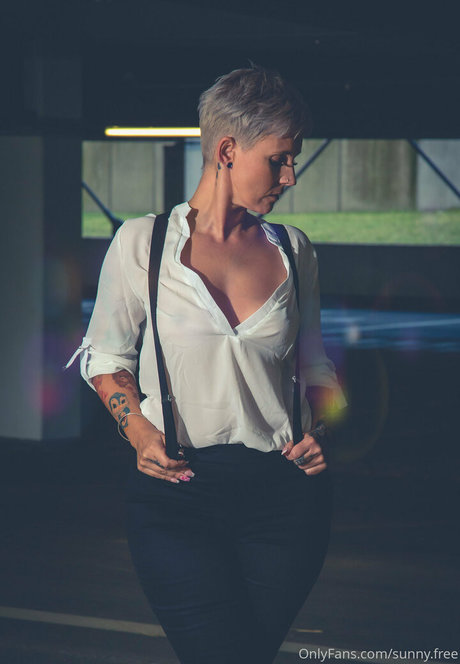 famez de schöne nackt galerie