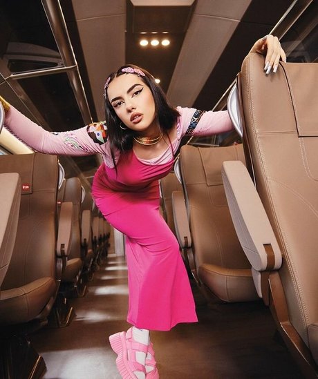 Marta Sango sexy freie galerien