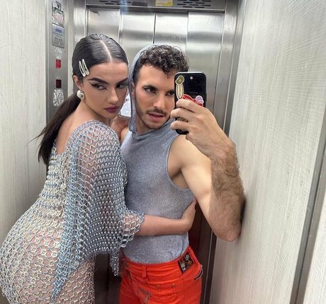 Marta Sango porno akt galerien