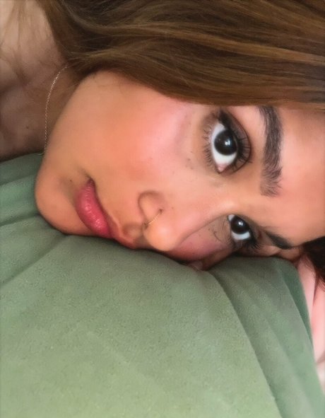 mollige teen-onlyfans kostenlose schöne bilder