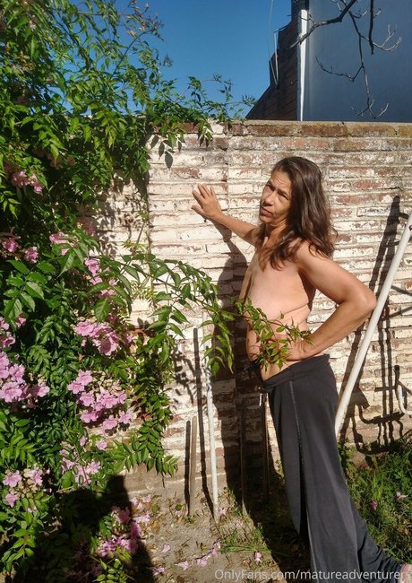 aloneruth schöne nackten galerie