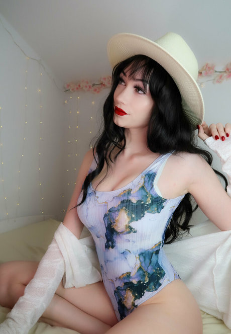 louvrissa porno exklusive foto