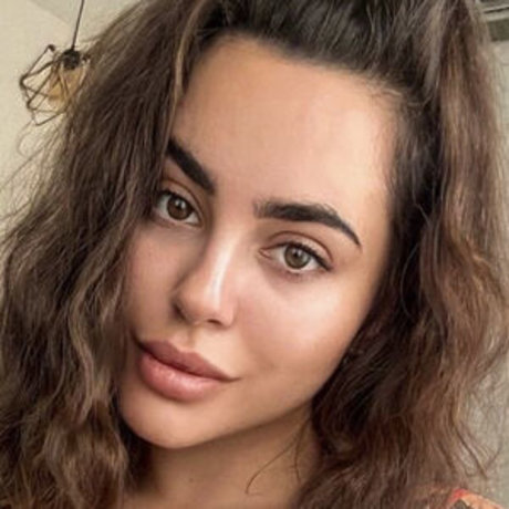 Karyna Kardelian sexy nette foto