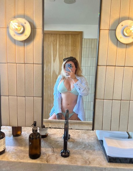 Heidikinnns sexy erotische fotos