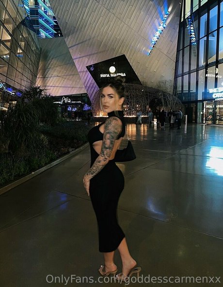 goddesscarmenxo pornografische pornostar bild