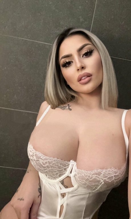 uxiathierry porno schöne bild