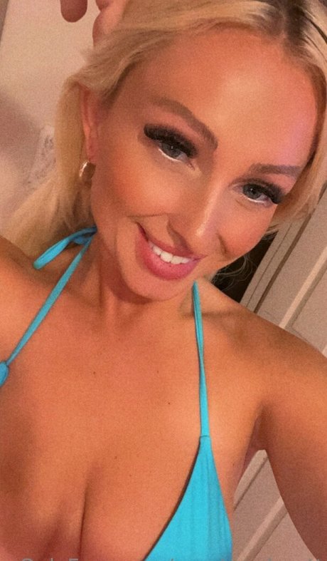 courtneyhuntt Bilder