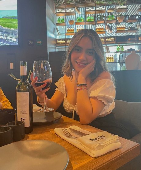 Valeria Alcala top nackte foto