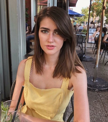 Bailey Moon heiße sex galerien