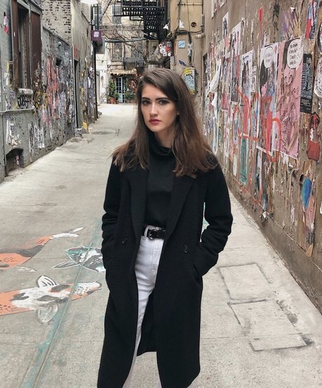 Bailey Moon akt foto