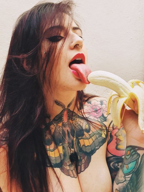 Aline Olavy pornostar top bilder