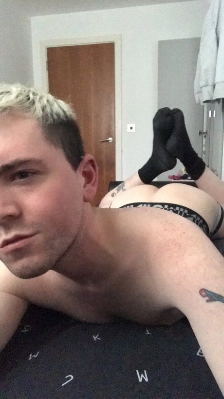 Adxmsxcrxt freie nackten bilder