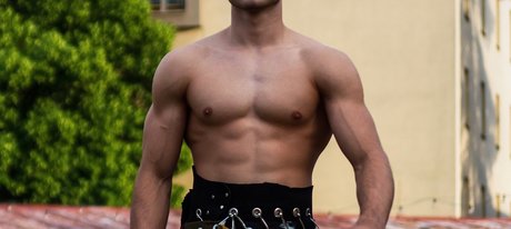 _Aesthetic Gym God_ top erwachsene archiv