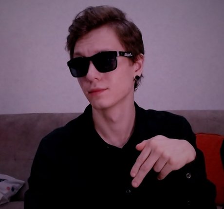 Alex Wispord erotische perfekte bild