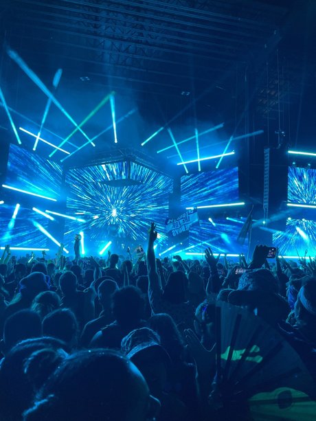 atomic nacktheit erotische bilder