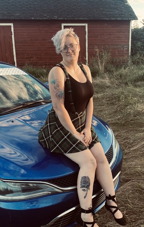 Oakley Rose nackt nette galerien